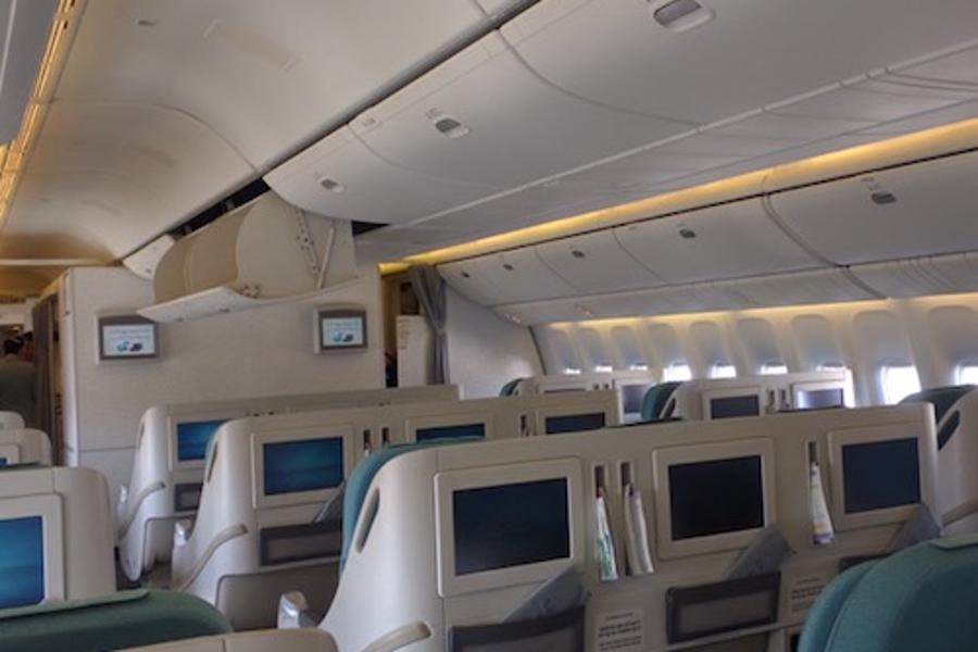 Korean Air Prestige Class Airbus 330 300 KIX to ICN