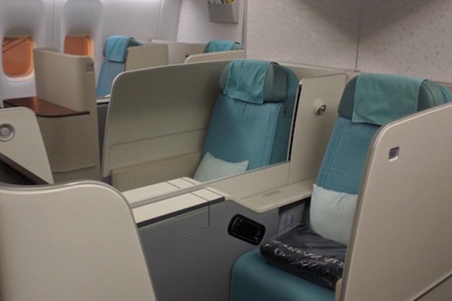 Korean Air Prestige Class Boeing 747 8i ICN to SEA